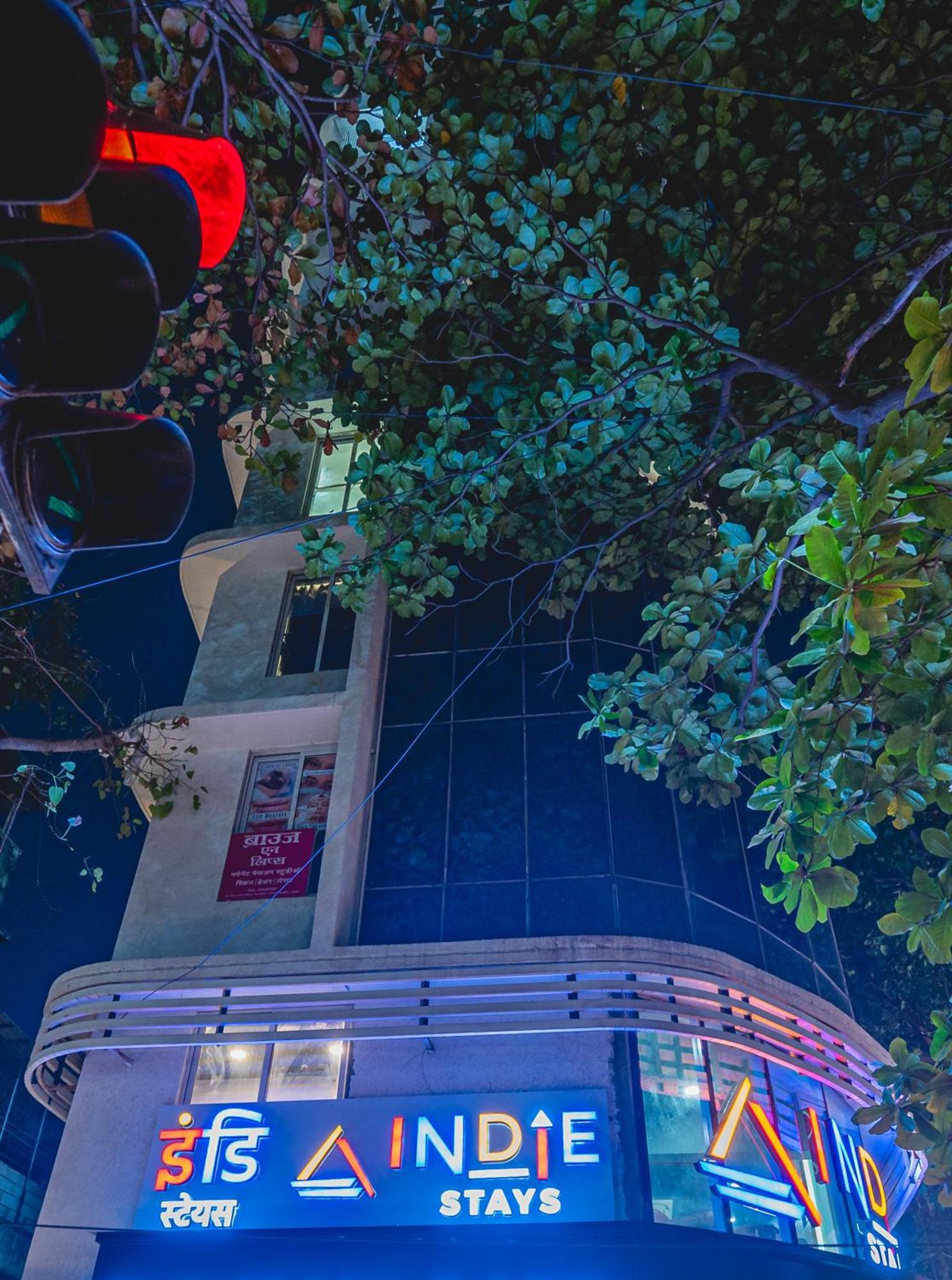 Indie Studios, Chembur 3* Bombaj
