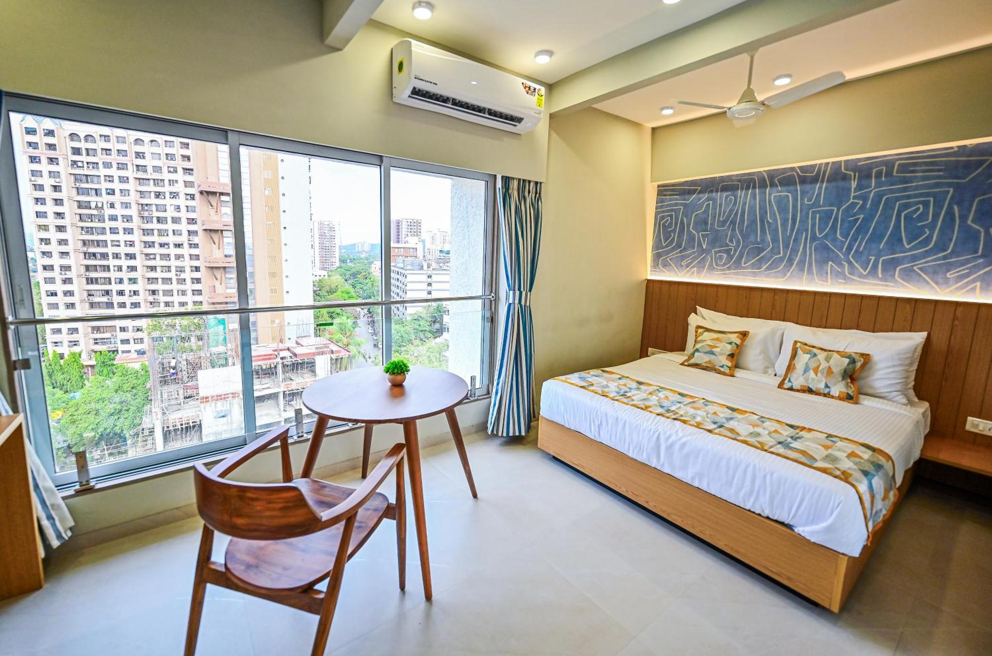 Indie Studios, Chembur 3* Bombaj